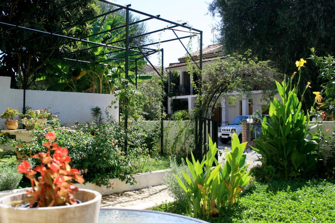 Fotini'S House Apartment Ipsos Exterior photo